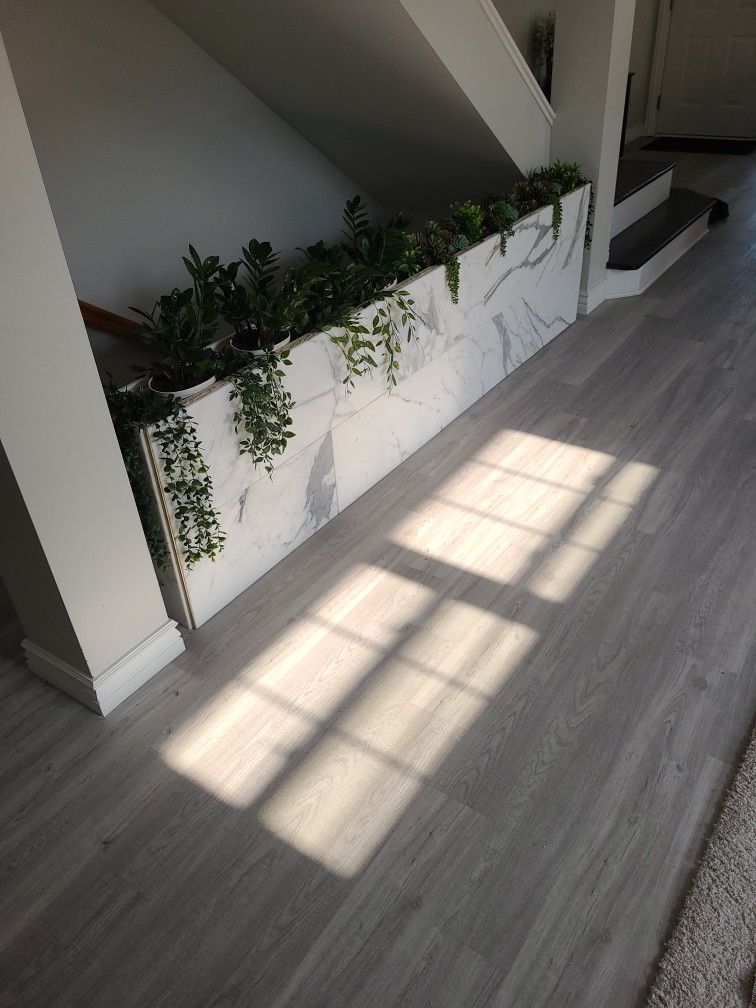 Custom Calcutta Gold Marble Planter