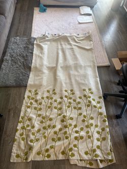 modern botanical poly-linen Curtains. Excellent condition