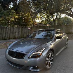2015 Infiniti Q60 