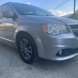 2017 Dodge Grand Caravan