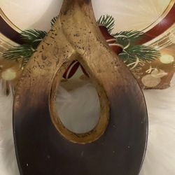 Wooden vase vase dry flowers