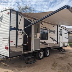2015 Wildwood By Forest River, Excellent Condition With Accessories 