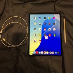 iPad Pro 13” 5th Gen (256GB, Wi-Fi) with Apple Pencil 2nd Gen - Works Great