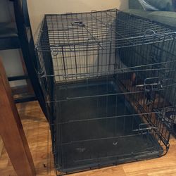 Medium sized dog cage PENDING
