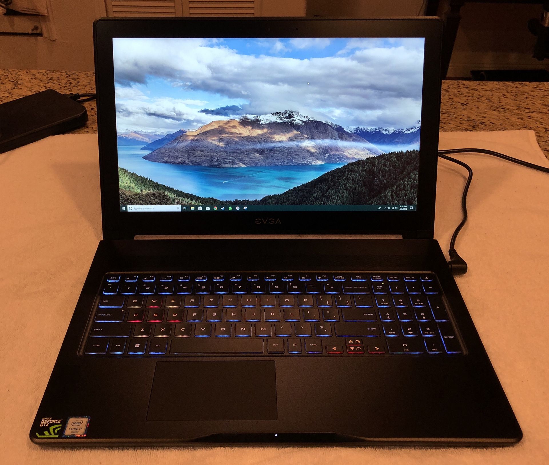 Gaming/Editing Laptop EVGA SC15