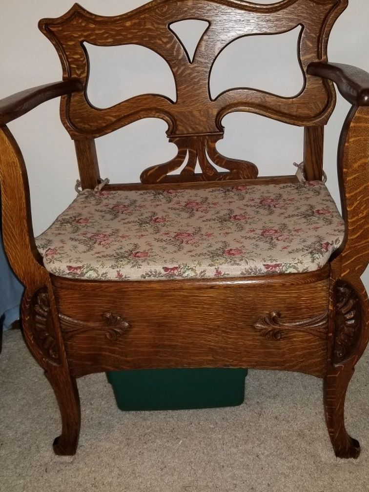 Antique Hall Bench Wide Seat Lifts For Storage