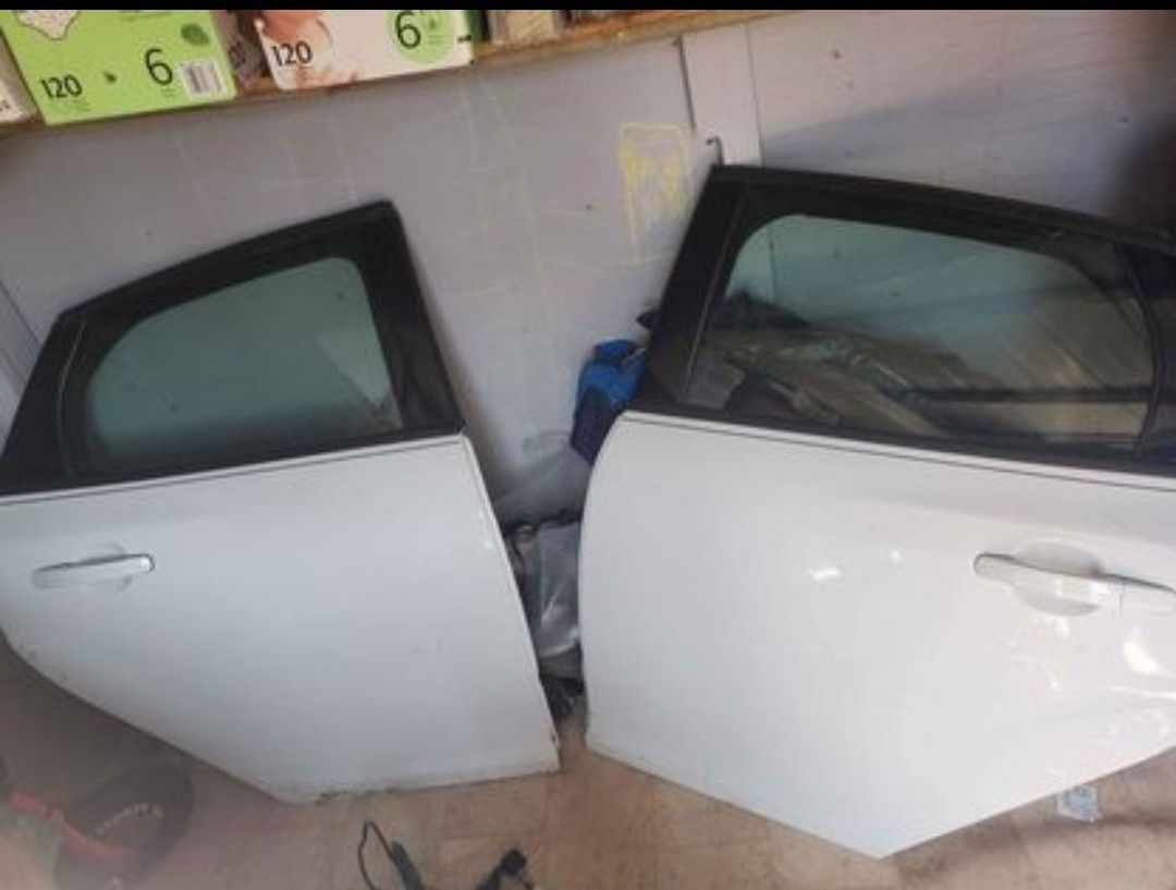 FORD FOCUS BACK DOORS...2012,2013,2014