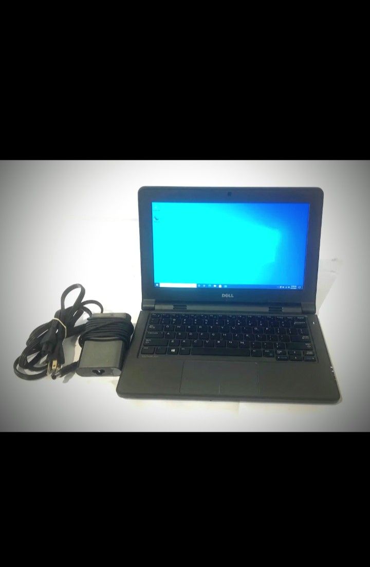 ( Laptop ) ( touchscreen )
Dell latitude 3160
Intel pentium 1.6ghz
Wifi
4gb ram
Windows 11 pro
Webcam
256gb SSD
Bluetooth
64bit system