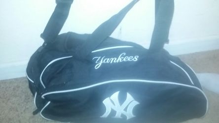 Yankees sport bag