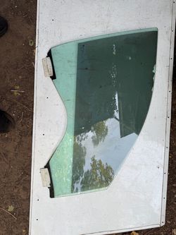 2010-2017 Chevy equinox Door glass
