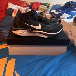 Nike Air Zoom G.T. Cut 2 ( Black And White) Size M 11