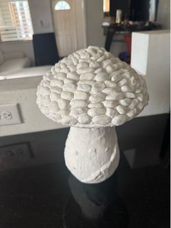 White Stone Mushroom Garden Decor