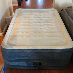 Intex inflatable Bed 