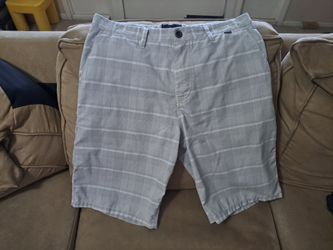 Men's size 34 Hurley shorts