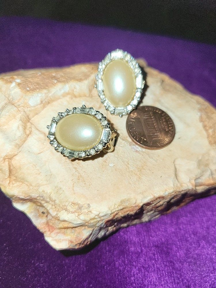 Vintage Faux Pearl Earrings