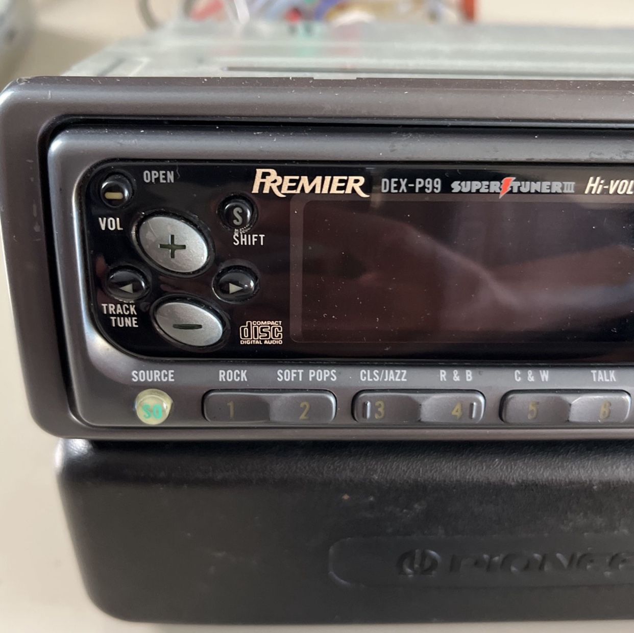 PREMIER PIONNER DEX-P99 CD PLAYER RARE for Sale in Wilmington, CA