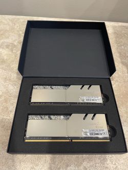 G.Skill TridentZ Royal 16GB ddr4 3600mhz RAM sticks