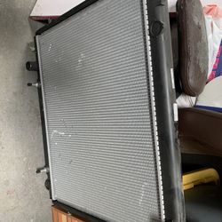 Radiator For Toyota Tundra 6 Cylinder