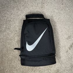 Nike dome sales lunch bag