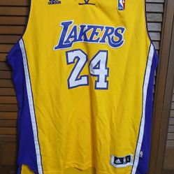 Kobe Bryant #24 Size XL X-Large Los Angeles Lakers NBA Basketball Adidas Jersey 