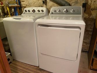 GE Washer and Dryer Set