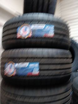 New set of tires 305 40 22