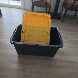 27 Gallon Storage Bin