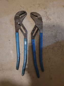 2 - 24" Channel Lock 1 - 24 Ridge Pipe Wrench