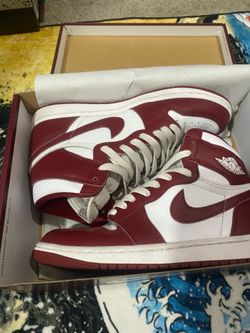 Jordan 1 Retro High OG Artisanal Team Red. size: 8m