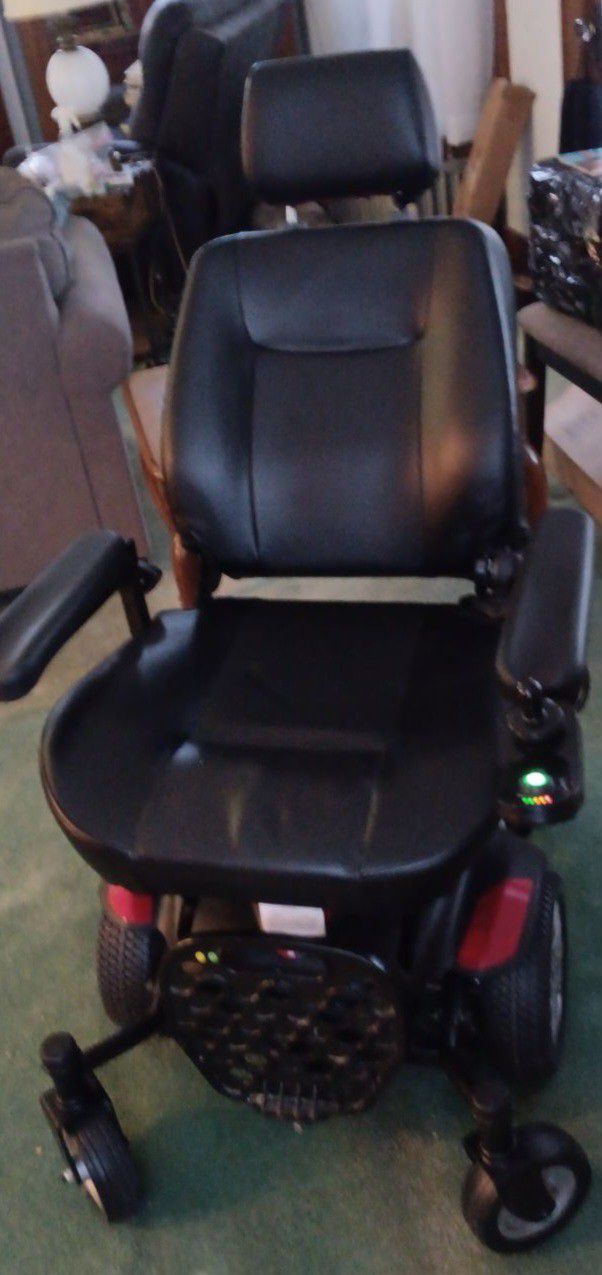 Titan AXS Electric Wheelchair 