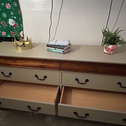 ✨Gorgeous 8-Drawer Solid Wood Dresser – 71” Long – $350 ✨