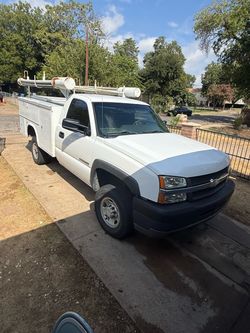 Chevrolet Silverado 2005  182 mil millas