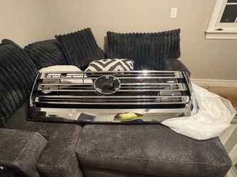 OEM 2018-2021 tundra 1794 grille