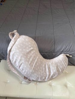 Boppi nursing pillow