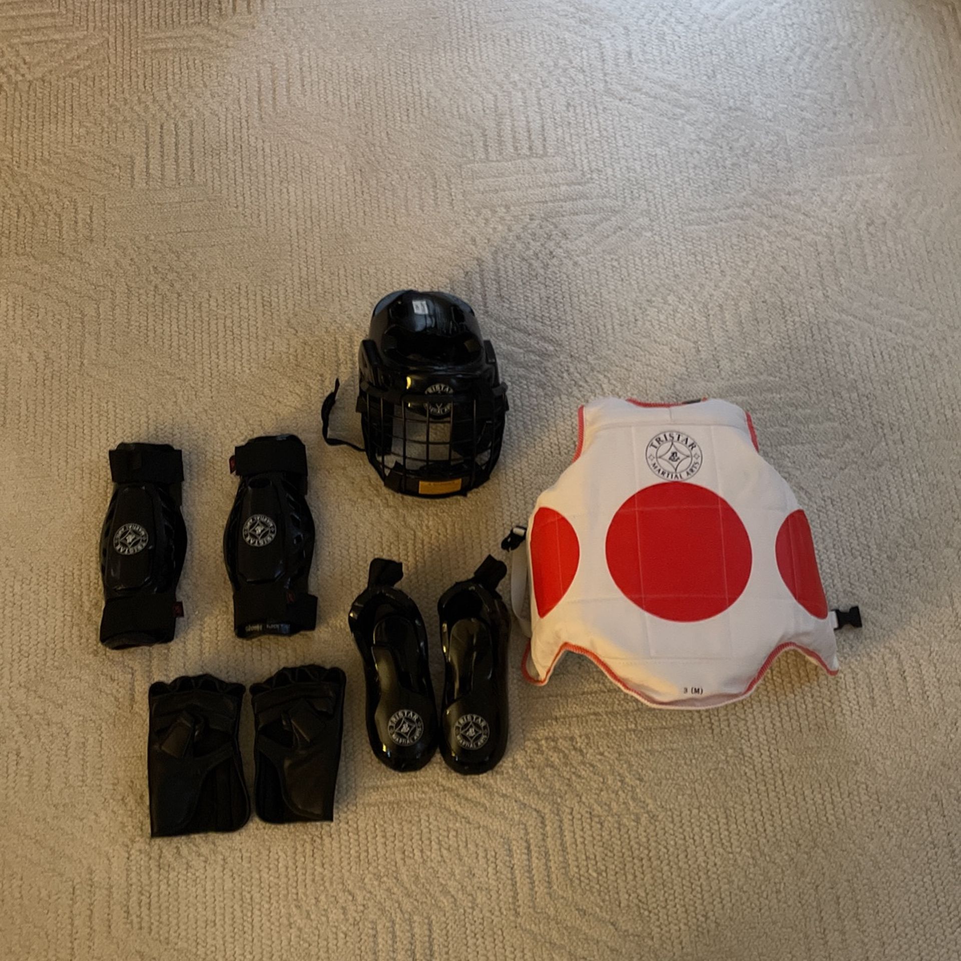 Karate Training Equipment, Sparring Gear, Kids Medium size