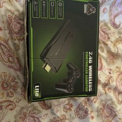 2.4G Wireless Controller GAMEPAD