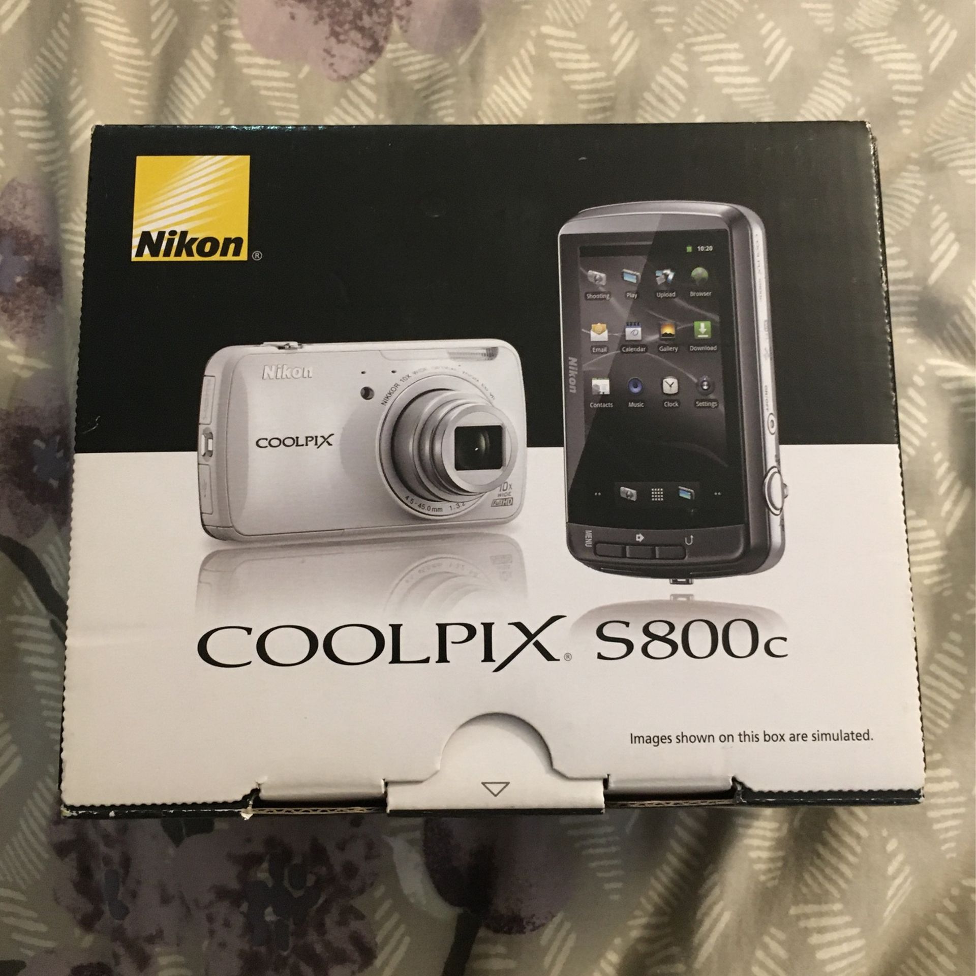 Nikon Coolpix S800c Digital Camera