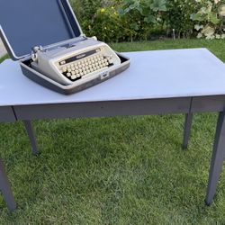 White/Gray Desk with Black Legs and Keyboard Tray