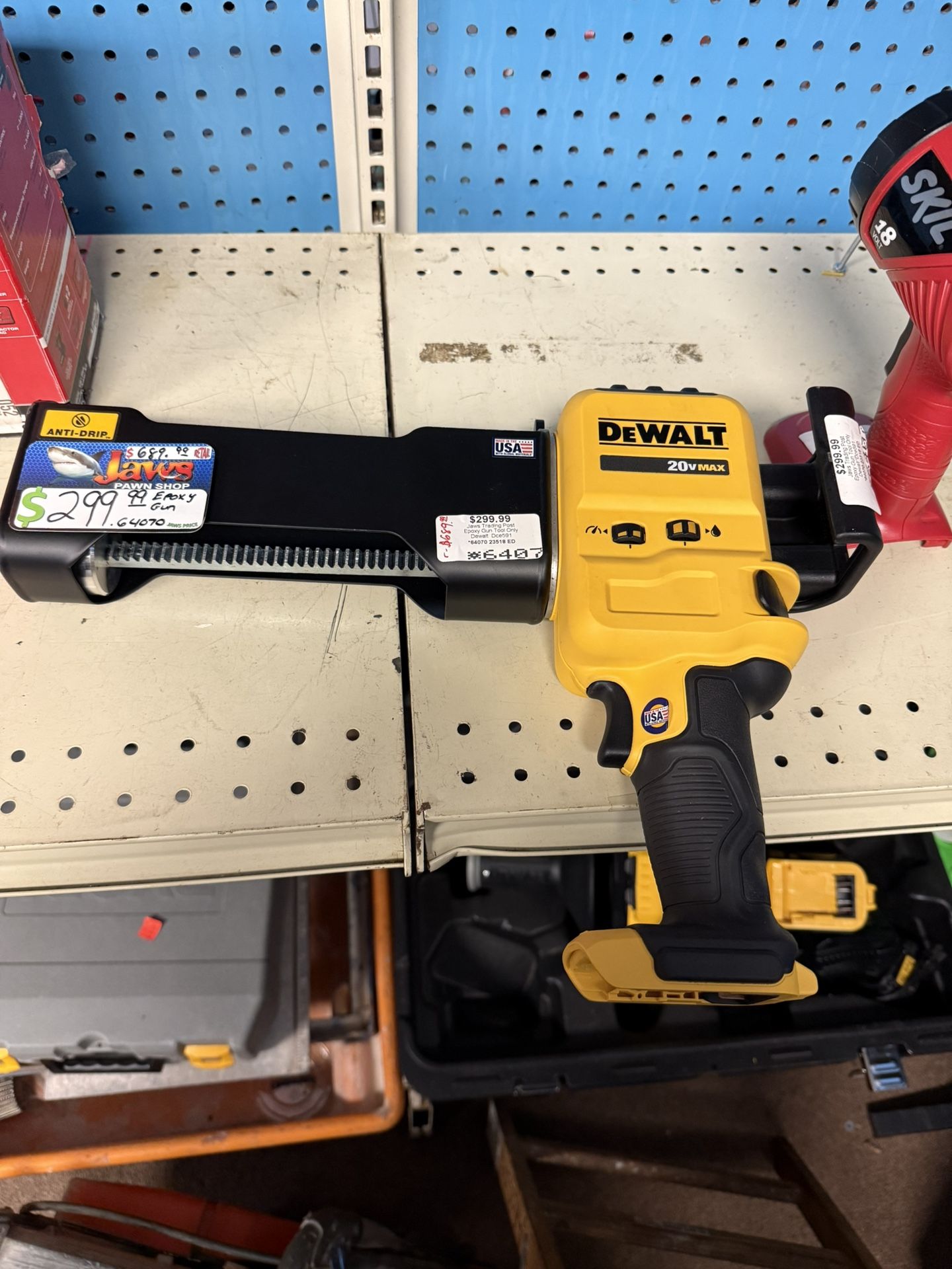 Dewalt Epoxy Dispenser