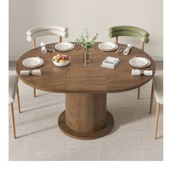 Kitchen/Dining Table