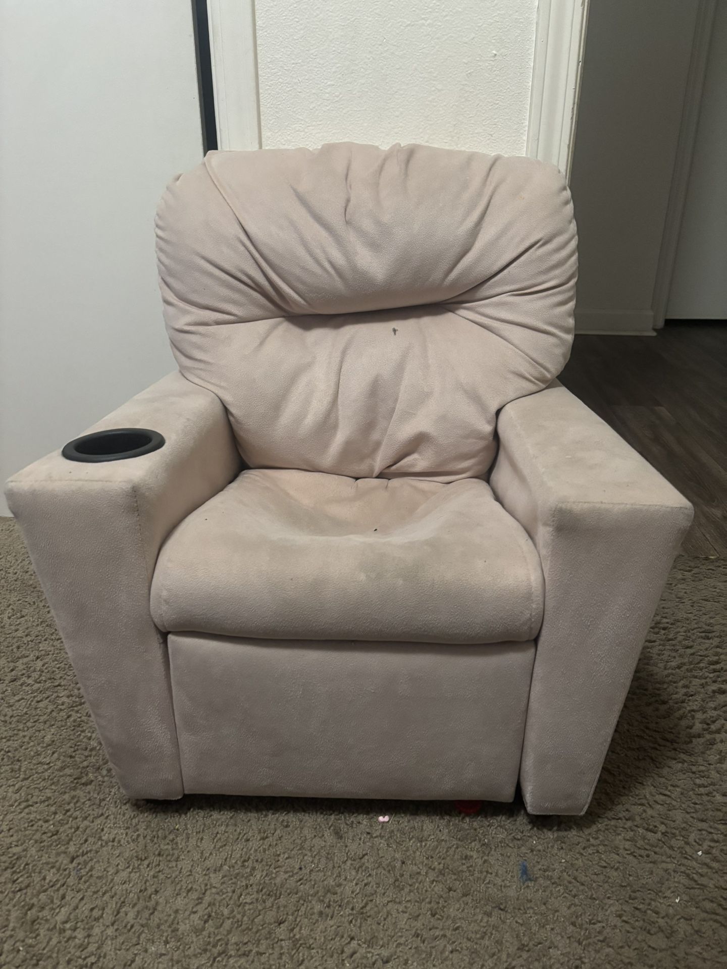 Girls Pink Comfortable Chair