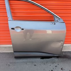 2021-2025 Nissan Rogue  Right Passenger Side Front Door Oem