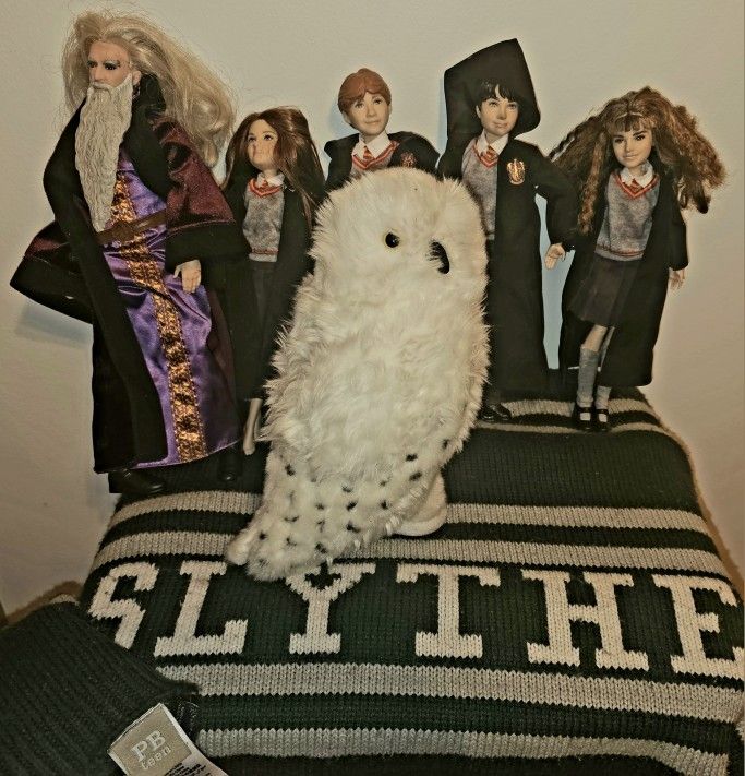 Pottery Barn Harry Potter Blanket, Stuffed Animal, Dolls