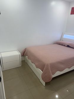 white bed set with vanity included
