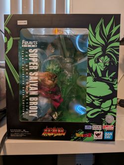 SDCC Figuarts Zero Dragon Ball Z Bandai Broly Exclusive figure