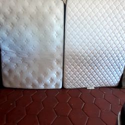 Queen Mattress With Box spring (2 Sets)