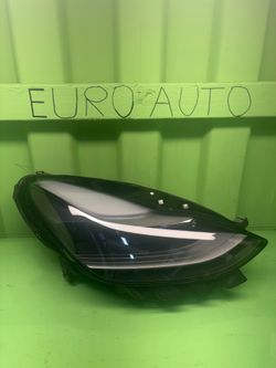 2017 2018 2019 2020 2021 2022 2023 2024 Tesla Model 3 / Y Right Passenger Side Headlight OEM 1514953-00-C Projector Type 91131