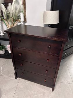 Four drawers chest expresso
