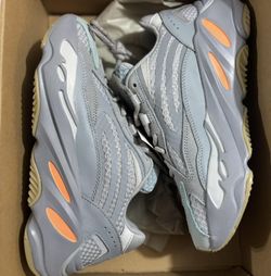120$Yeezy Boost ” Inertia “ Size 10