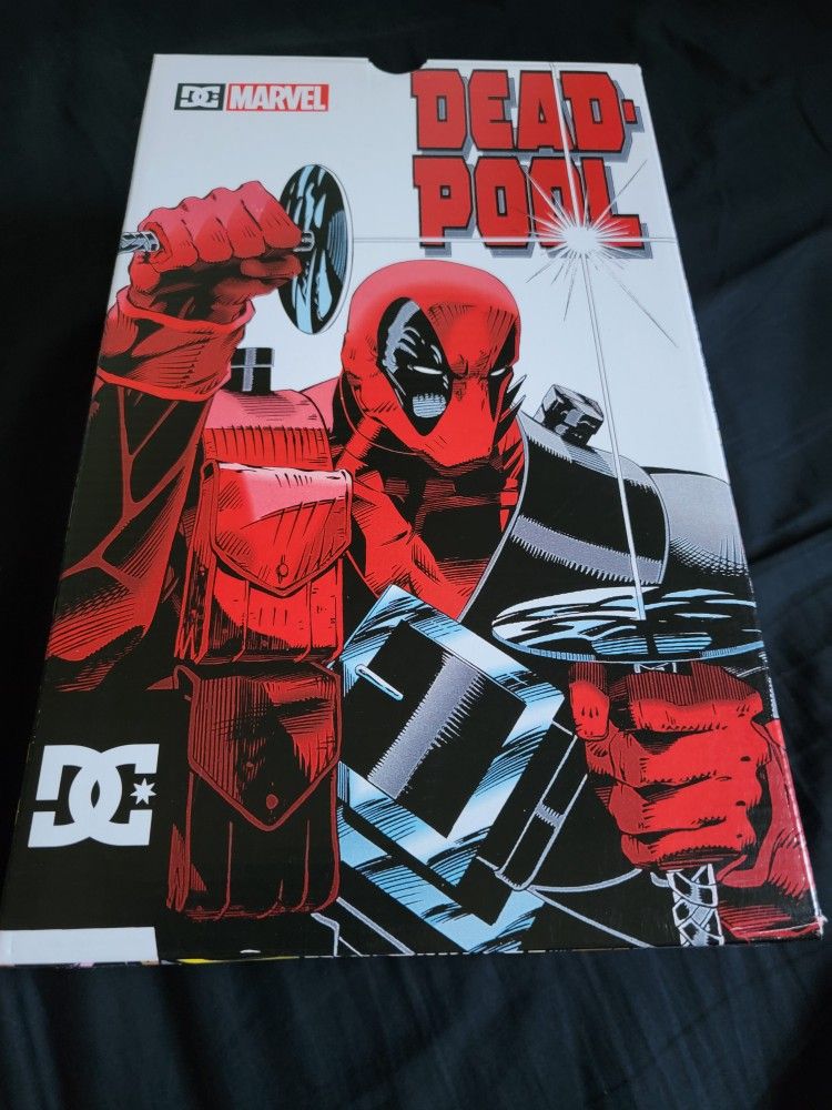 DC Marvel Deadpool Mens Shoes New In Box